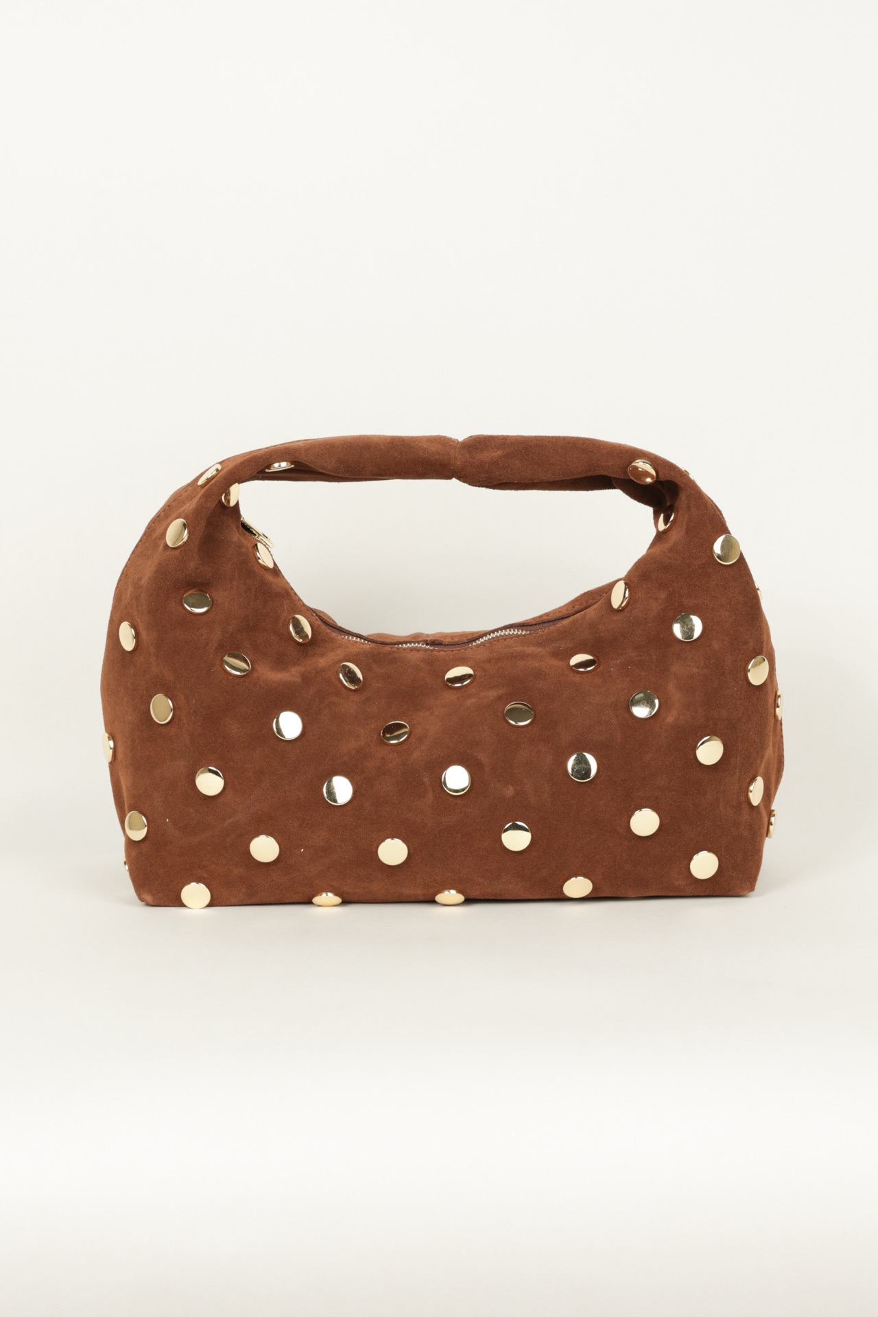 Wildledertasche mit Nieten