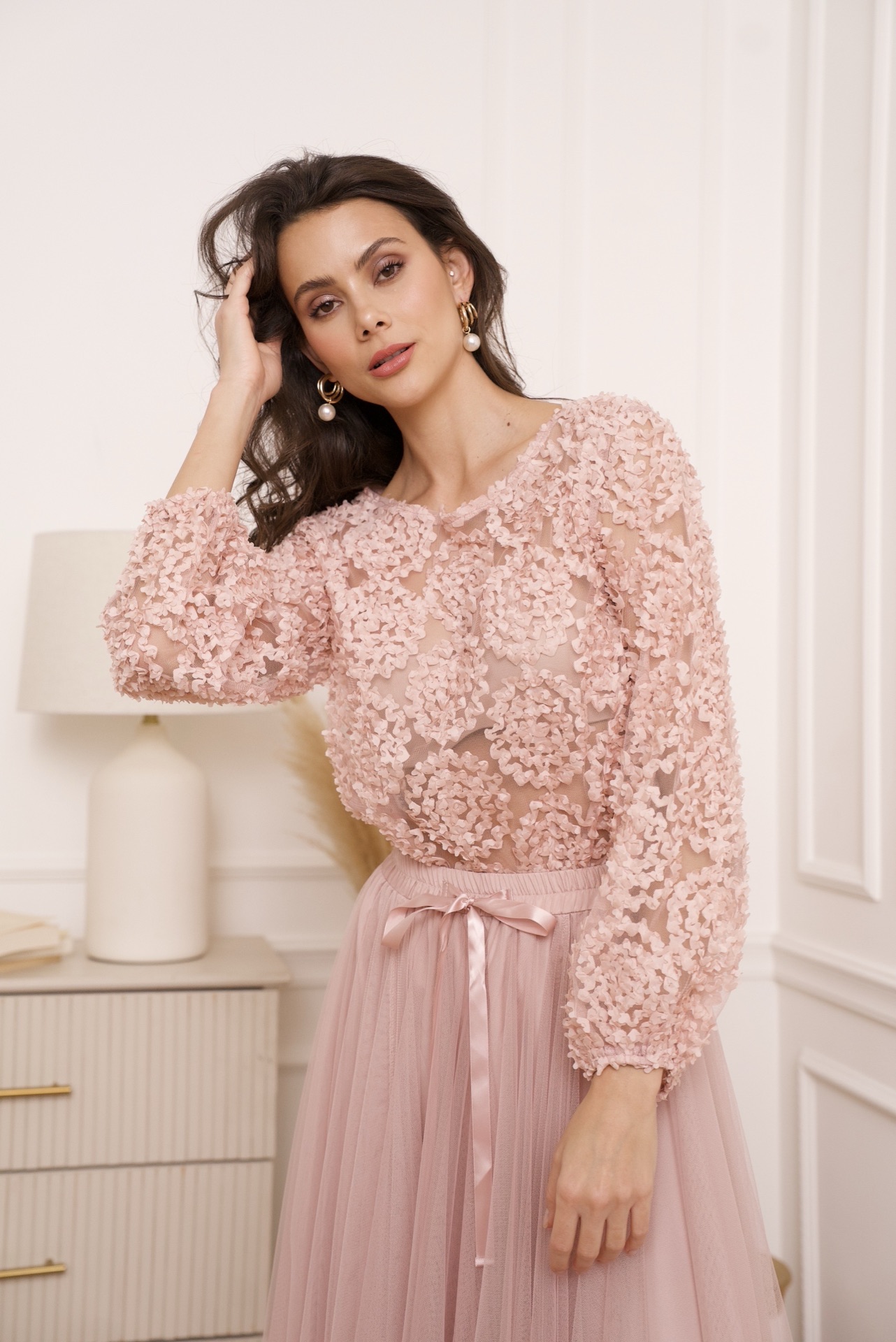 Pullover Rose Petal