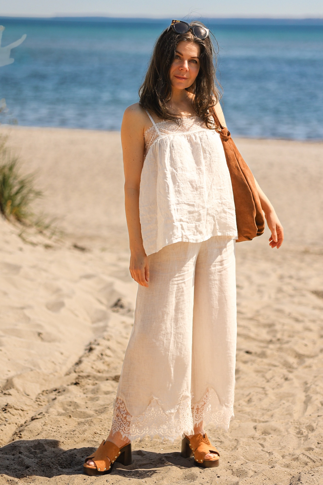 Leinenhose Mette mit Spitze