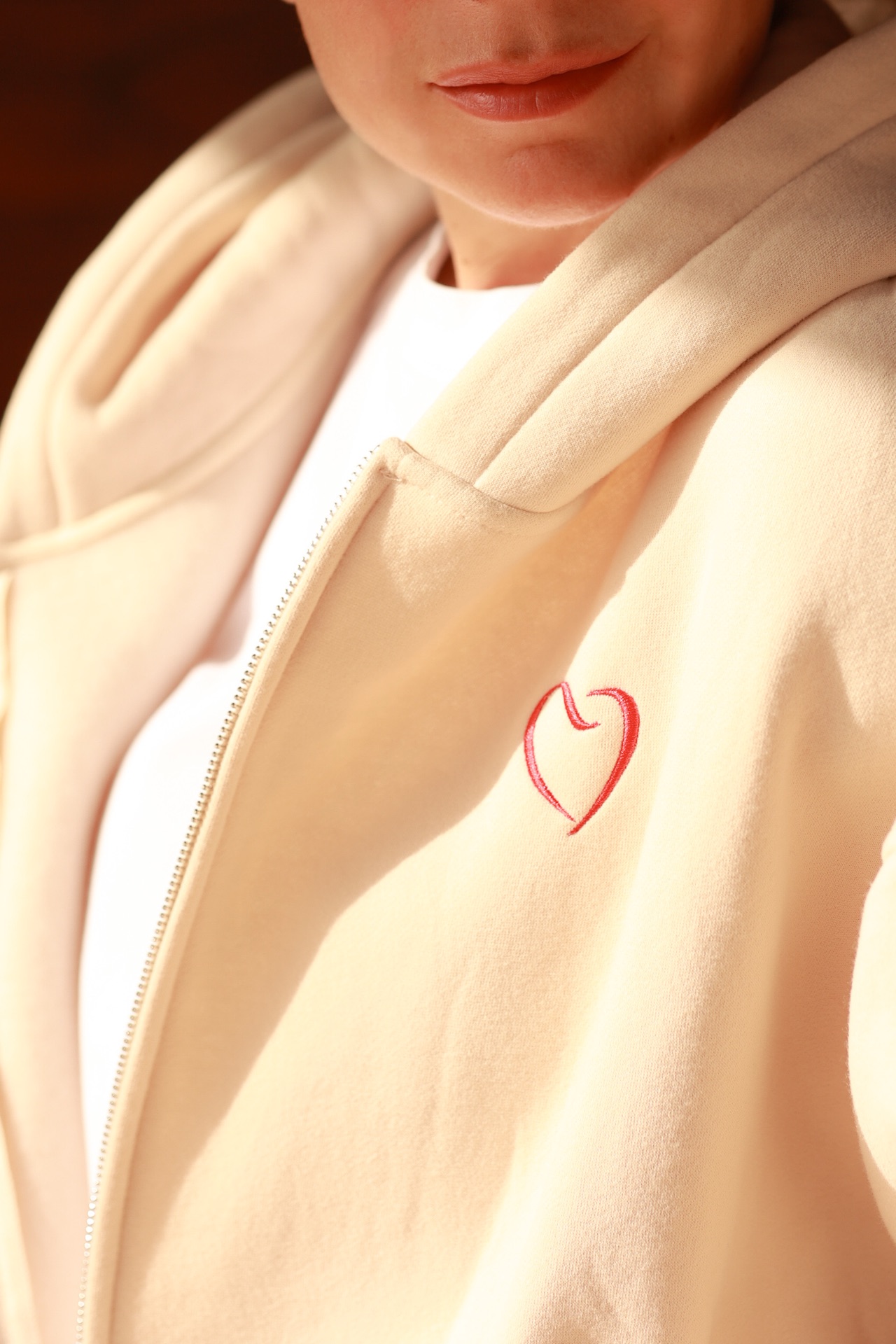 Zipper Hoodie Heartbreak