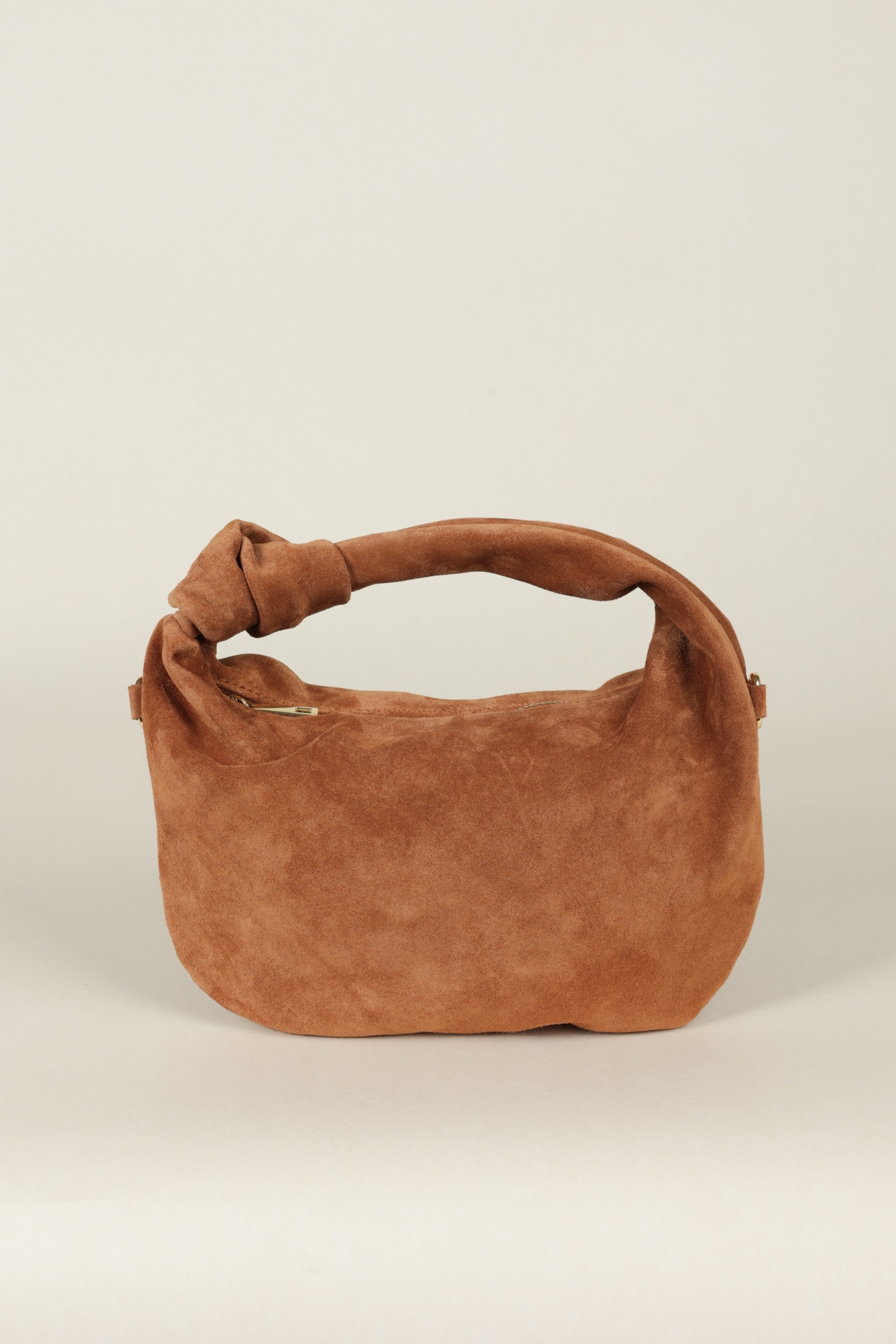 Wildledertasche mit Knoten