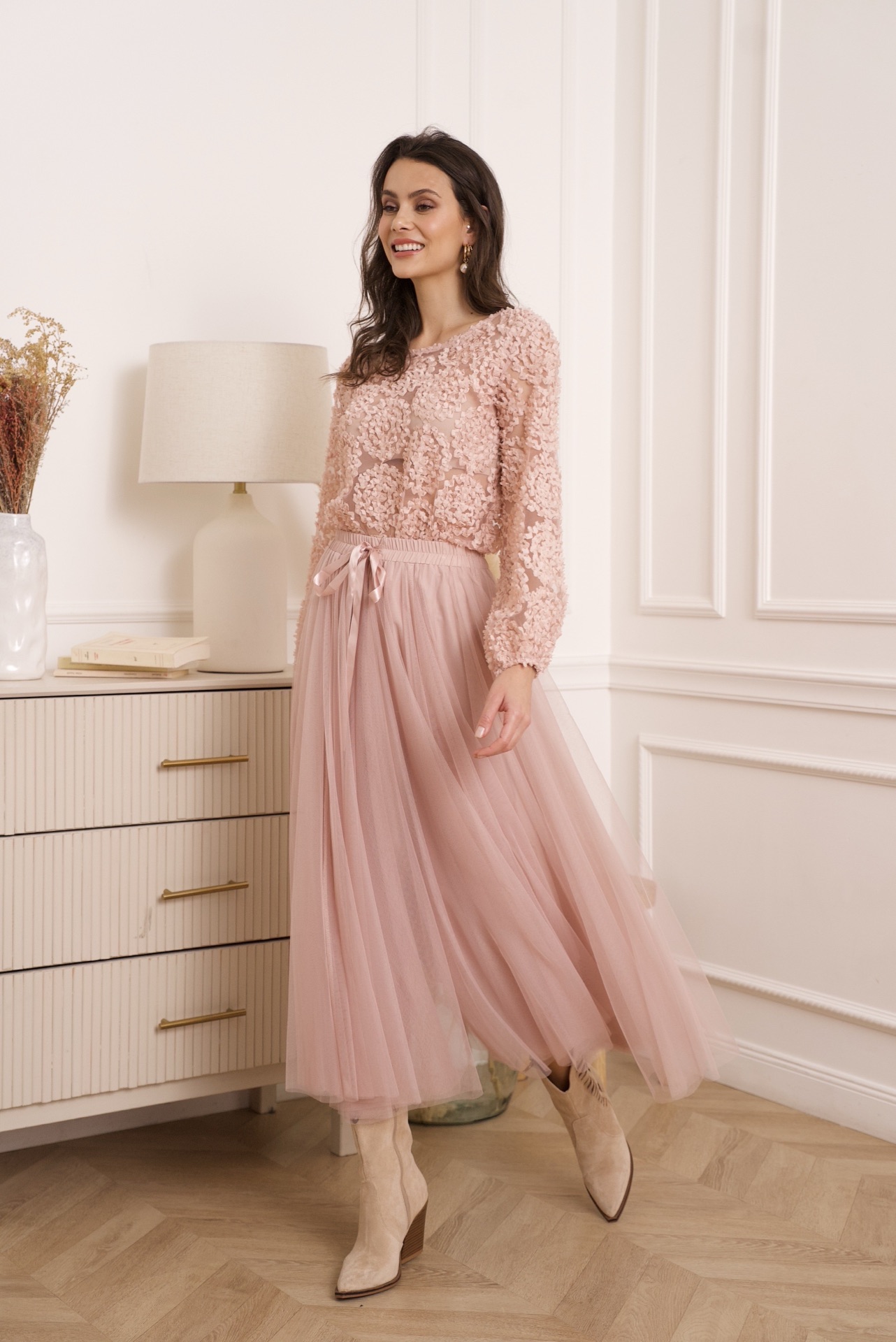 Pullover Rose Petal
