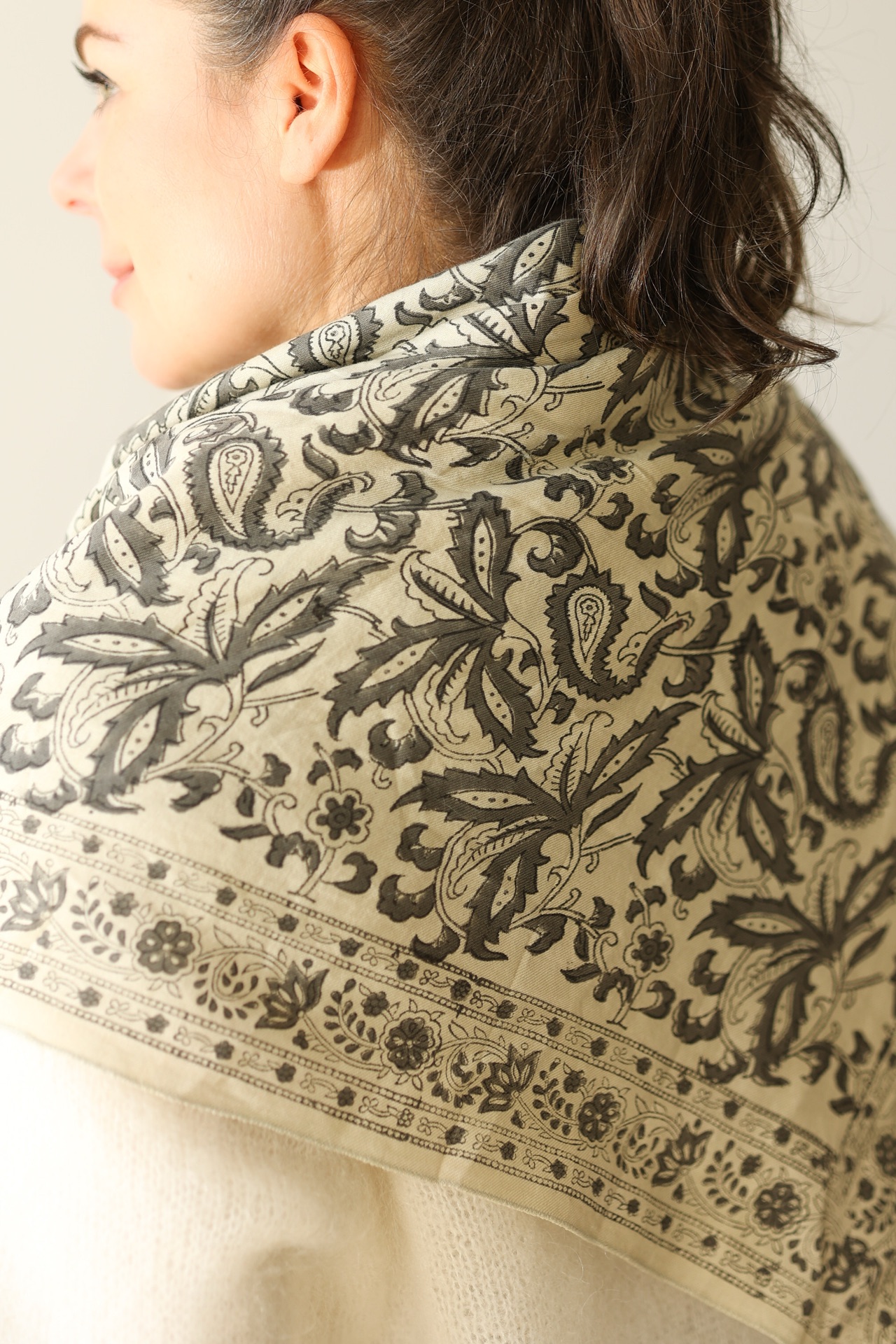 Halstuch mit Paisley Muster 100 x 100